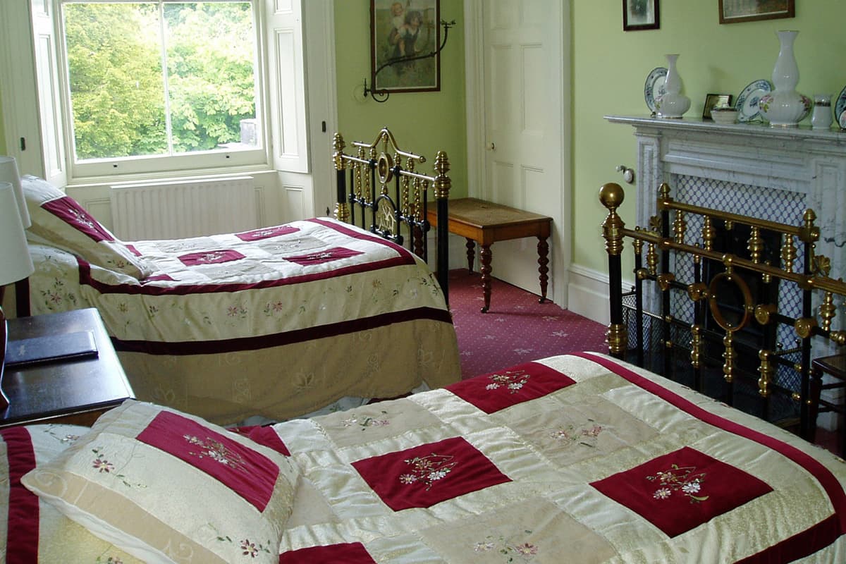 Twin bedroom at Temple House