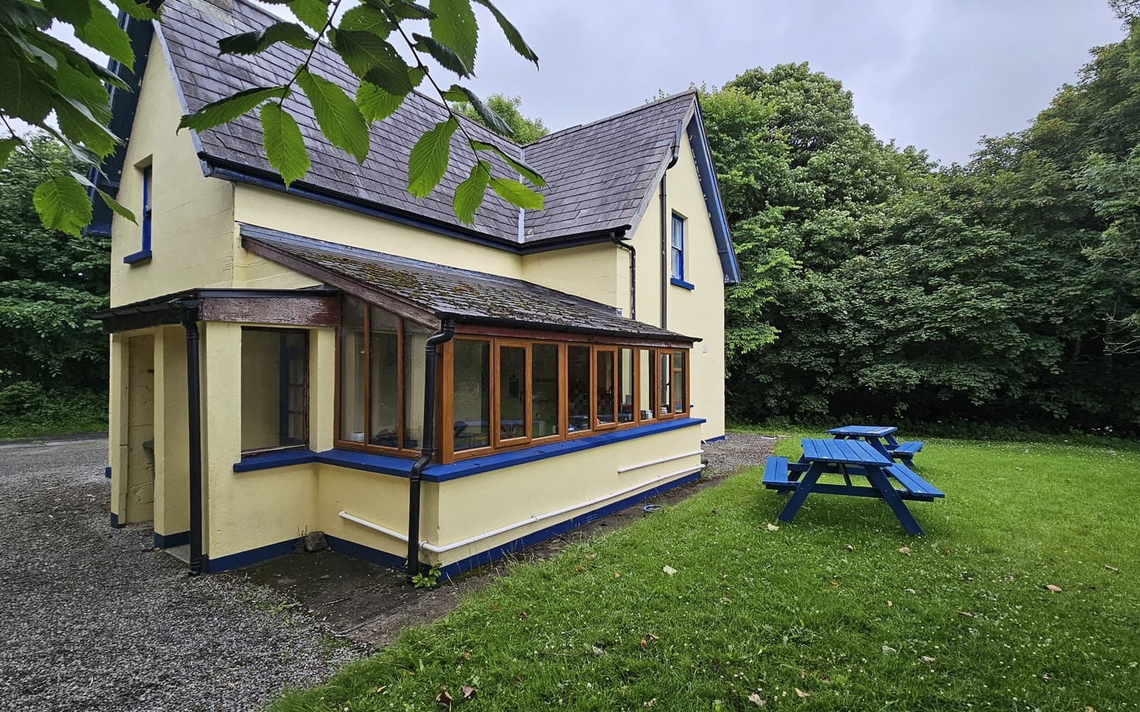 Picnic tables in the cottage garden