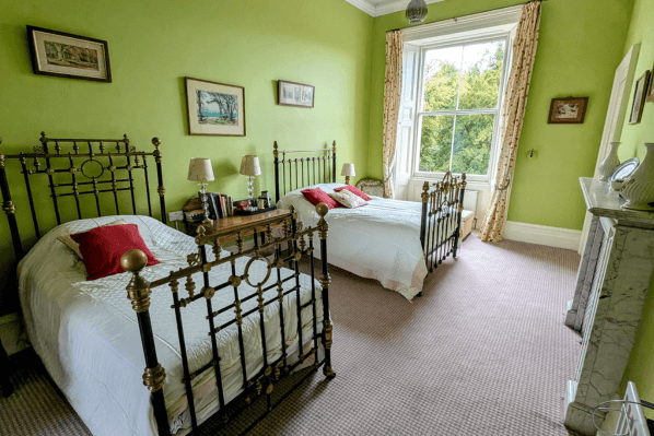Red bedroom at Temple House