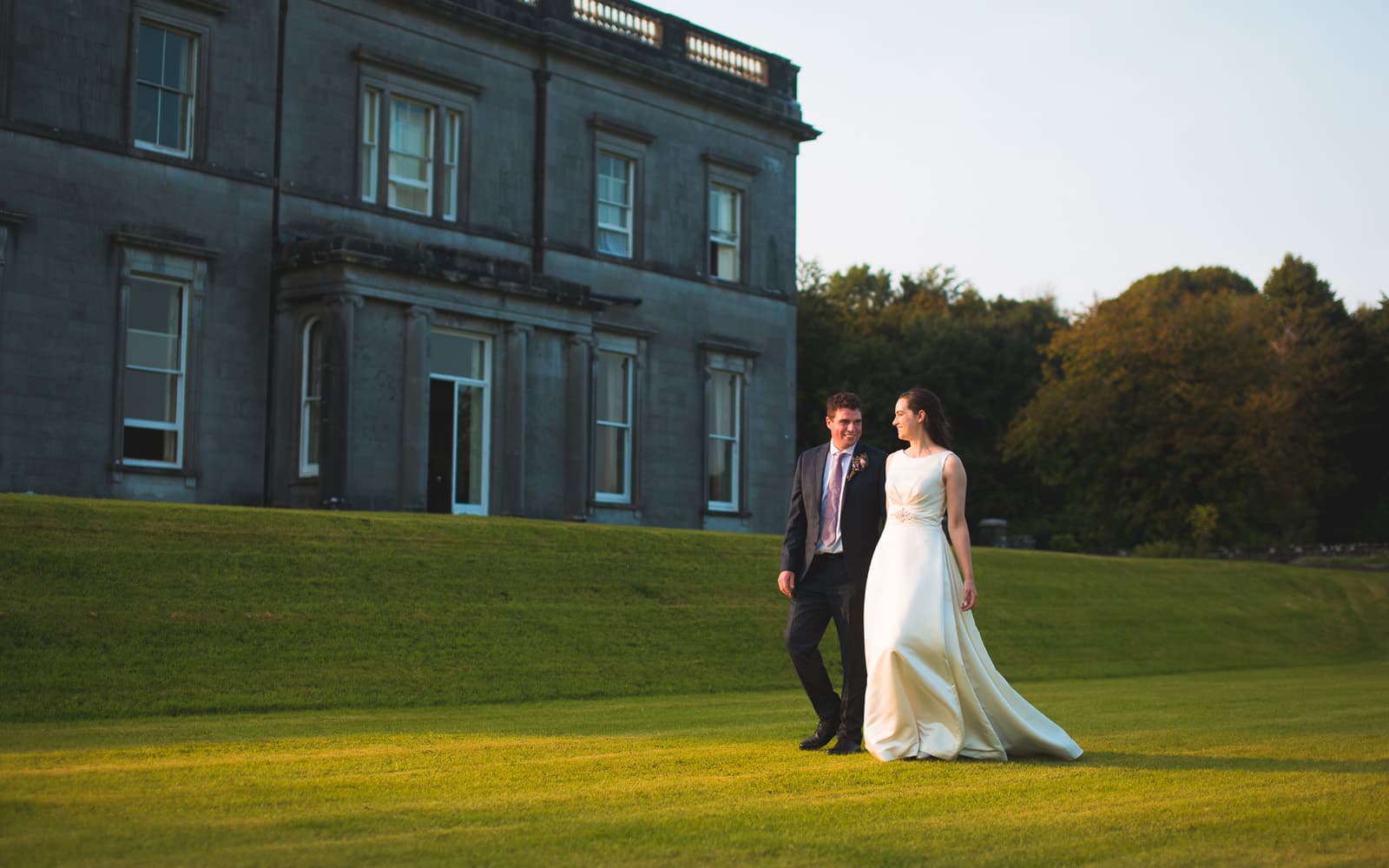 Wedding couple in the garden at Temple House